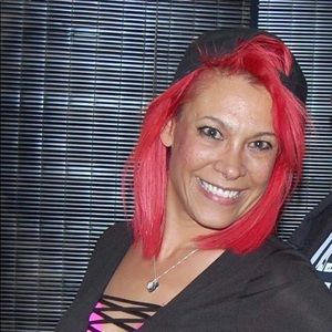 Meet your Posher, Julie